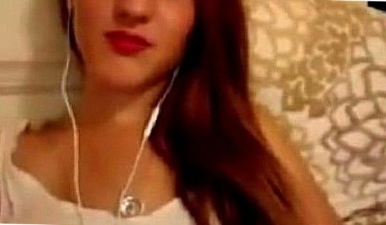 Ferrara Gomez в красивых чулках очень круто потрахалась, порно видео