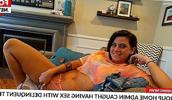 Дрочка студенту, порно видео